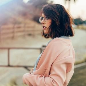 Meet your Posher, Samara